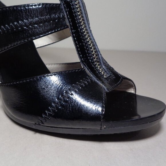 Michael Kors Size 6.5 M / Black / Leather / Heeled Sandals Women's Shoes - Picture 5 of 16